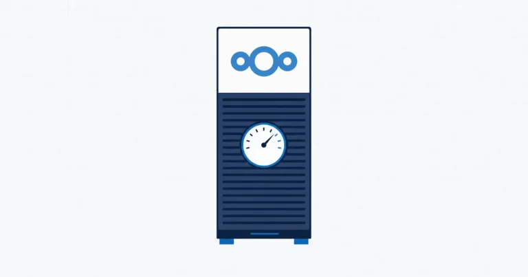 Server s ukazatelem nákladů a logem Nextcloud - reálná cena provozu bez licence